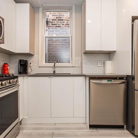 The Double Play - 1 Min Walk To Wrigley! Spacious 2Br - Perfect For Cubs Fans! Chicago Esterno foto