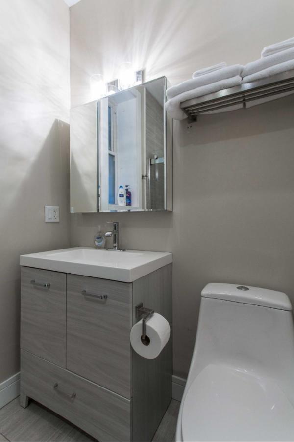 The Double Play - 1 Min Walk To Wrigley! Spacious 2Br - Perfect For Cubs Fans! Chicago Esterno foto
