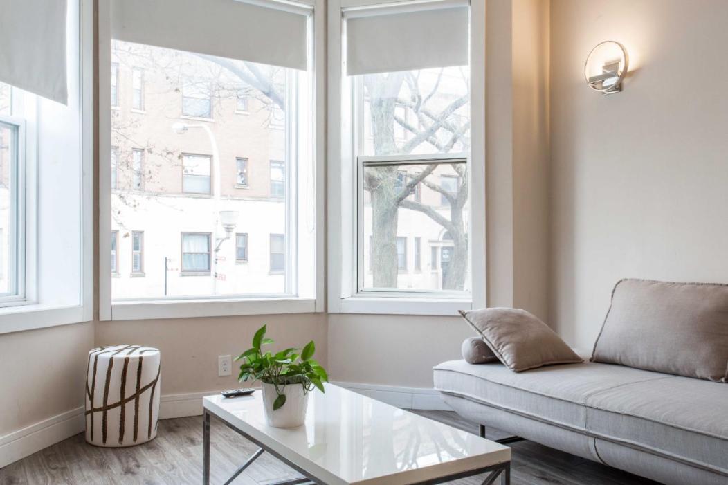 The Double Play - 1 Min Walk To Wrigley! Spacious 2Br - Perfect For Cubs Fans! Chicago Esterno foto