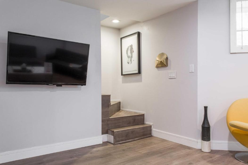 The Double Play - 1 Min Walk To Wrigley! Spacious 2Br - Perfect For Cubs Fans! Chicago Esterno foto