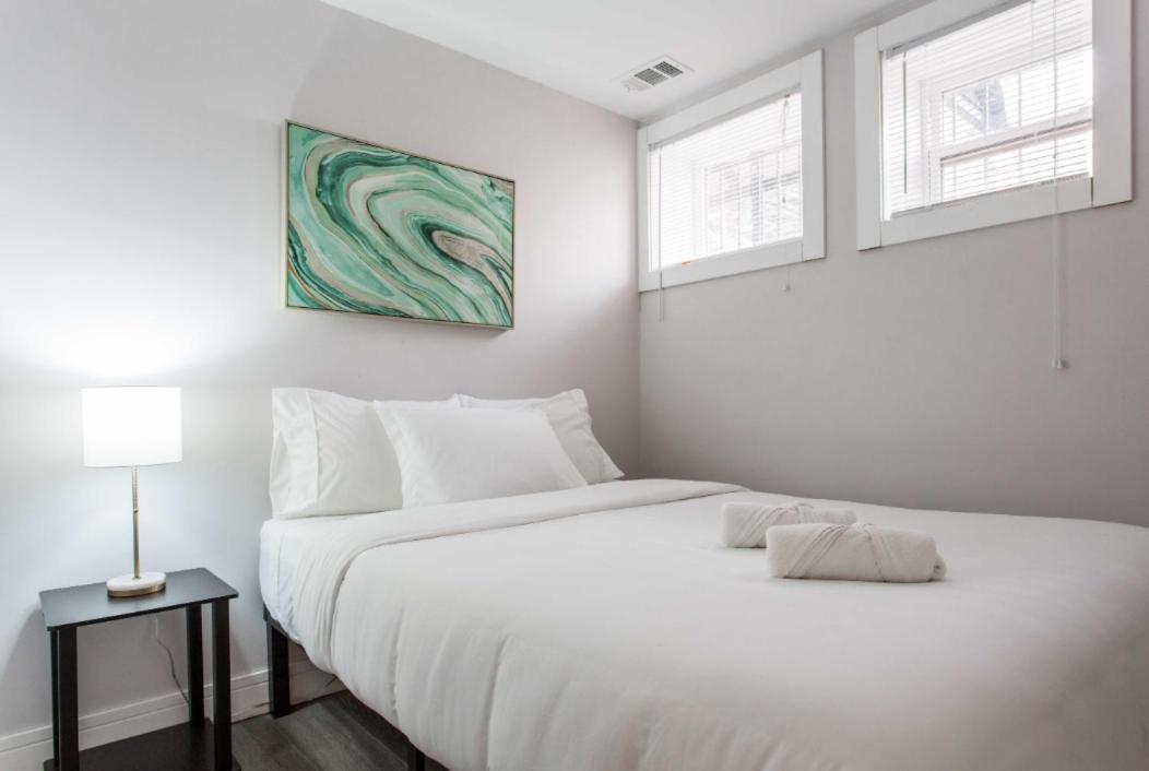 The Double Play - 1 Min Walk To Wrigley! Spacious 2Br - Perfect For Cubs Fans! Chicago Esterno foto
