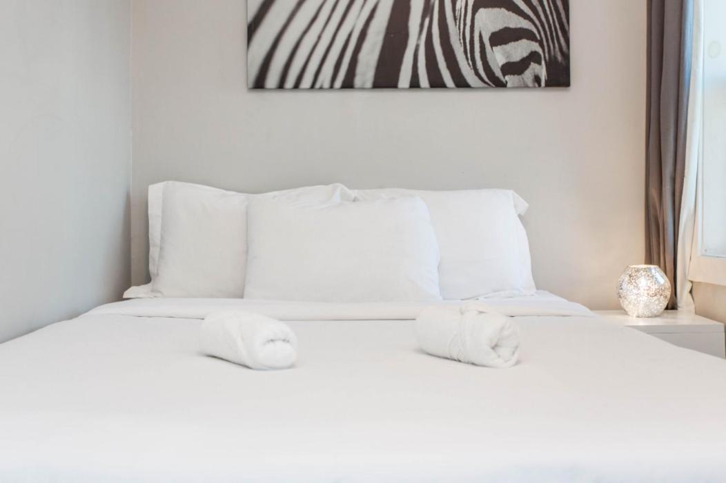The Double Play - 1 Min Walk To Wrigley! Spacious 2Br - Perfect For Cubs Fans! Chicago Esterno foto